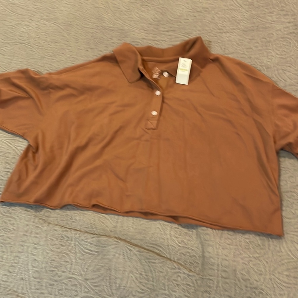 Cropped polo shirt